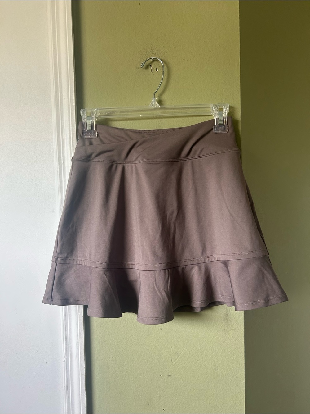 Sincerely Jules Taupe Ruffle Hem Tennis Skort Sz XS